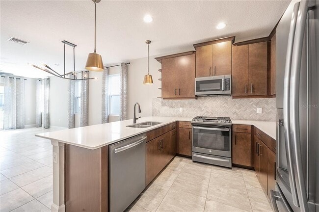 Building Photo - 7212 Paradiso Dr