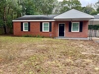 Building Photo - 3/1 Brick Home Near USA Campus w/ Carport & Fenced-In yard
