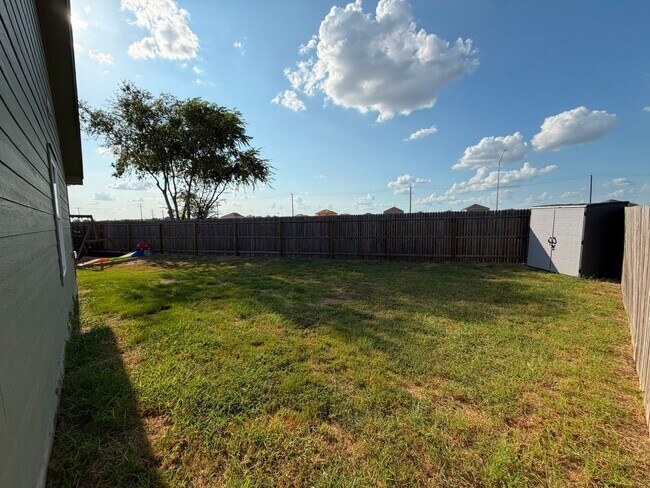Building Photo - 4011 Imogene Ivy