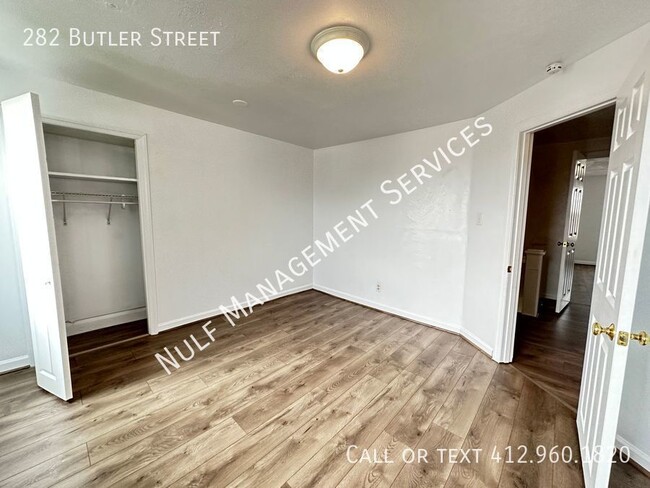 Building Photo - Modern 4 bedroom in Vibrant Downtown Etna