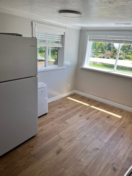 Kitchen - 3649 N 900 W
