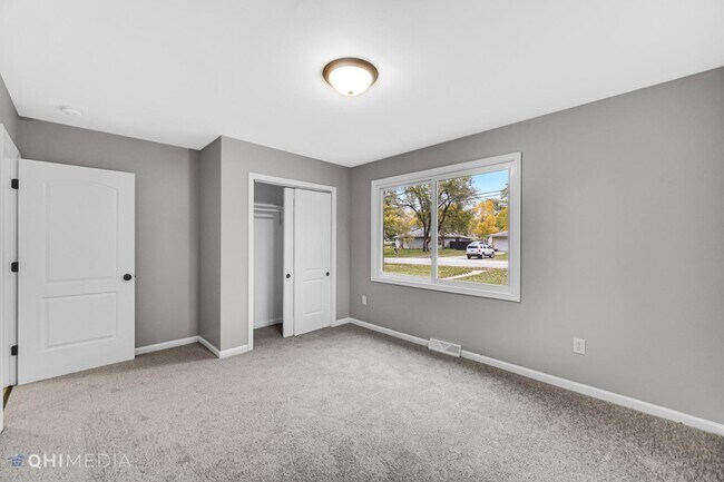 Building Photo - 7080 Delaware St