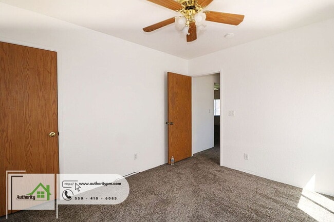 Building Photo - 2214 Waldon St