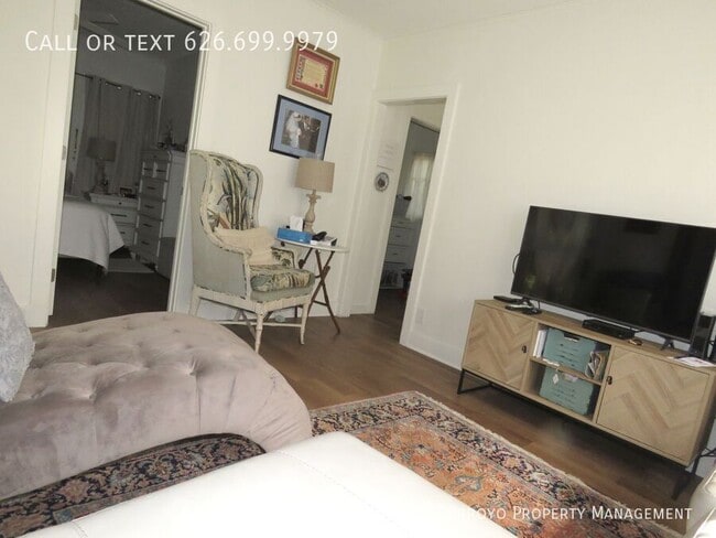 Building Photo - 140 1/2 Melrose Ave., Monrovia CA 91016-