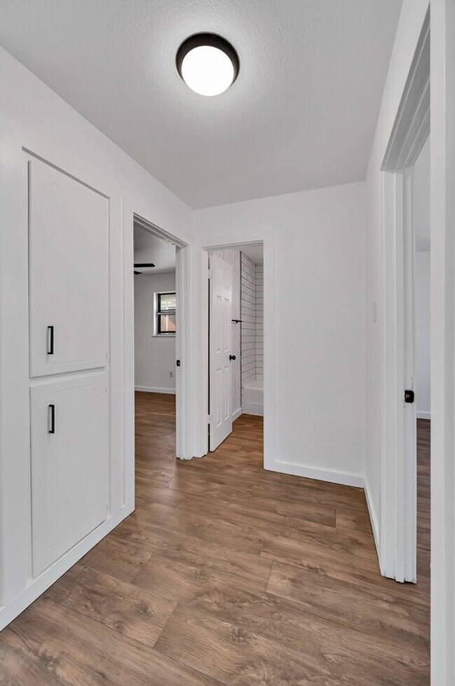 Building Photo - 5311 Tennyson Dr