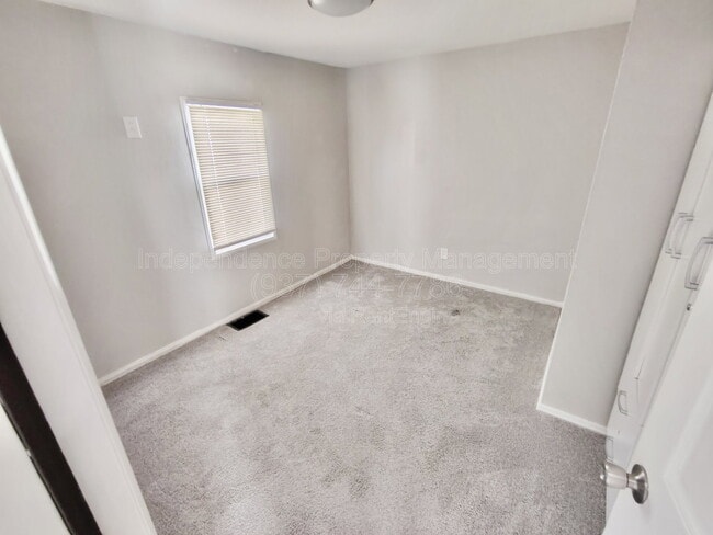 Building Photo - 3711 Pittsburg Ave