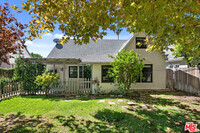 Building Photo - 492 E Calaveras St