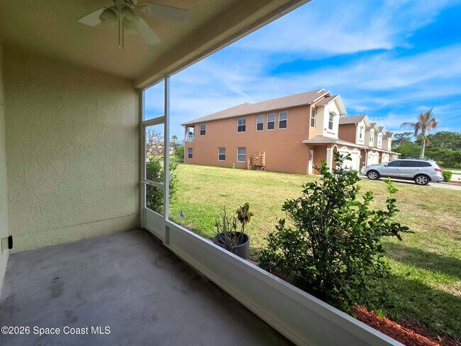 Building Photo - 1015 Venetian Dr