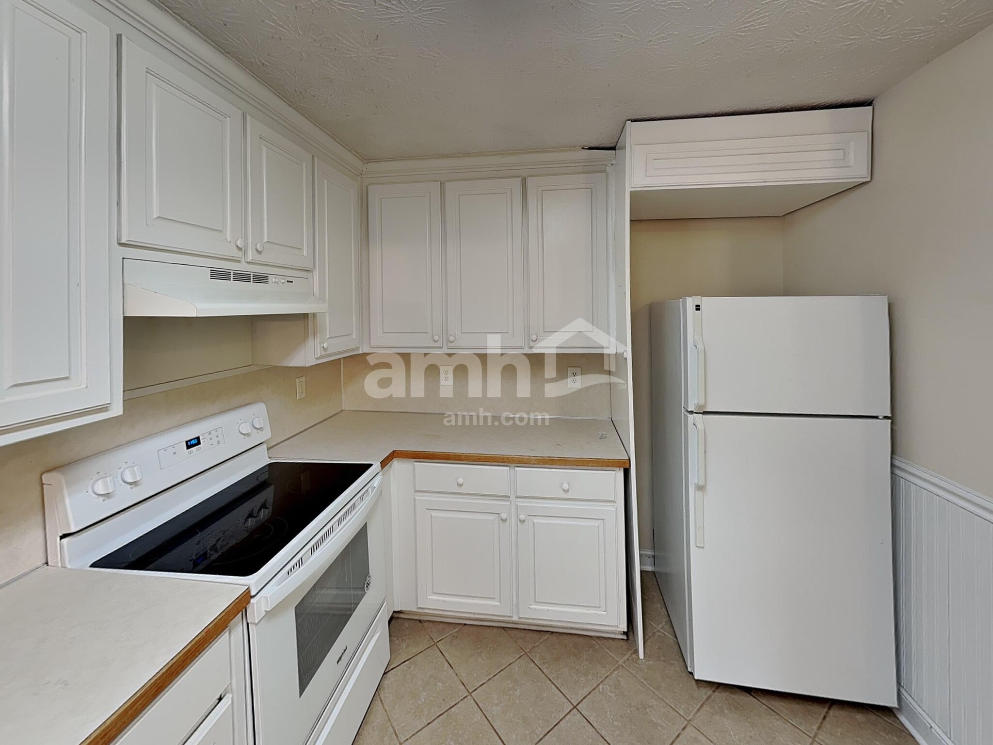 Building Photo - 1365 Morrow Dr