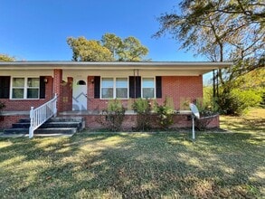 Building Photo - 7116 Patterson Rd