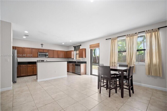 Building Photo - 15149 SW 113th Terrace