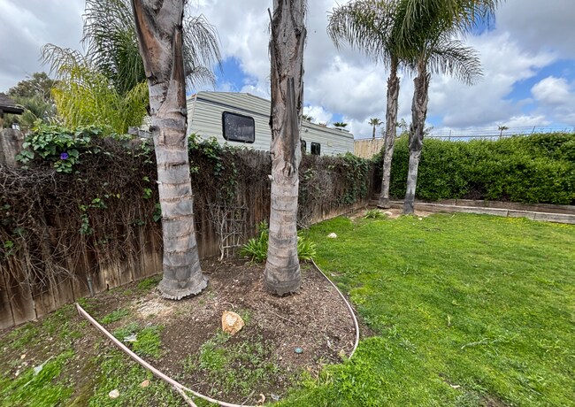 Building Photo - 8714 Rumson Dr