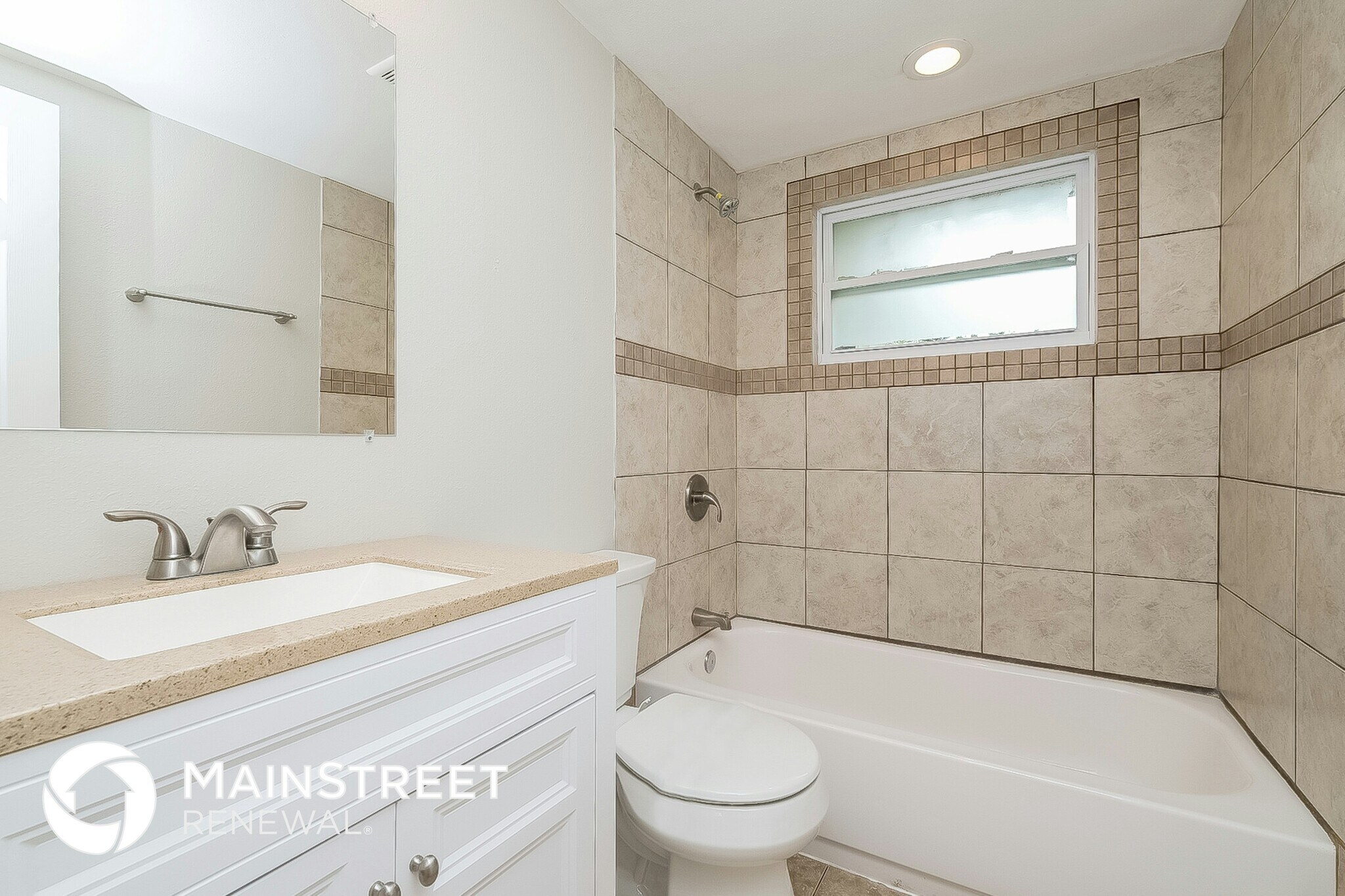 Building Photo - 2717 Gardner Pl