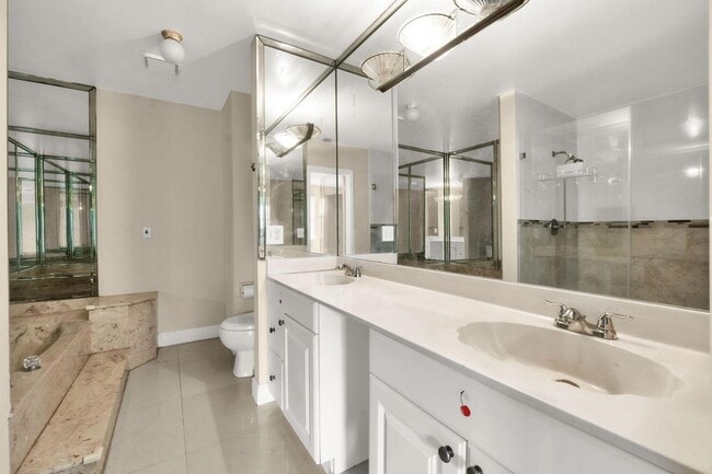Building Photo - 4295 Coral Springs Dr