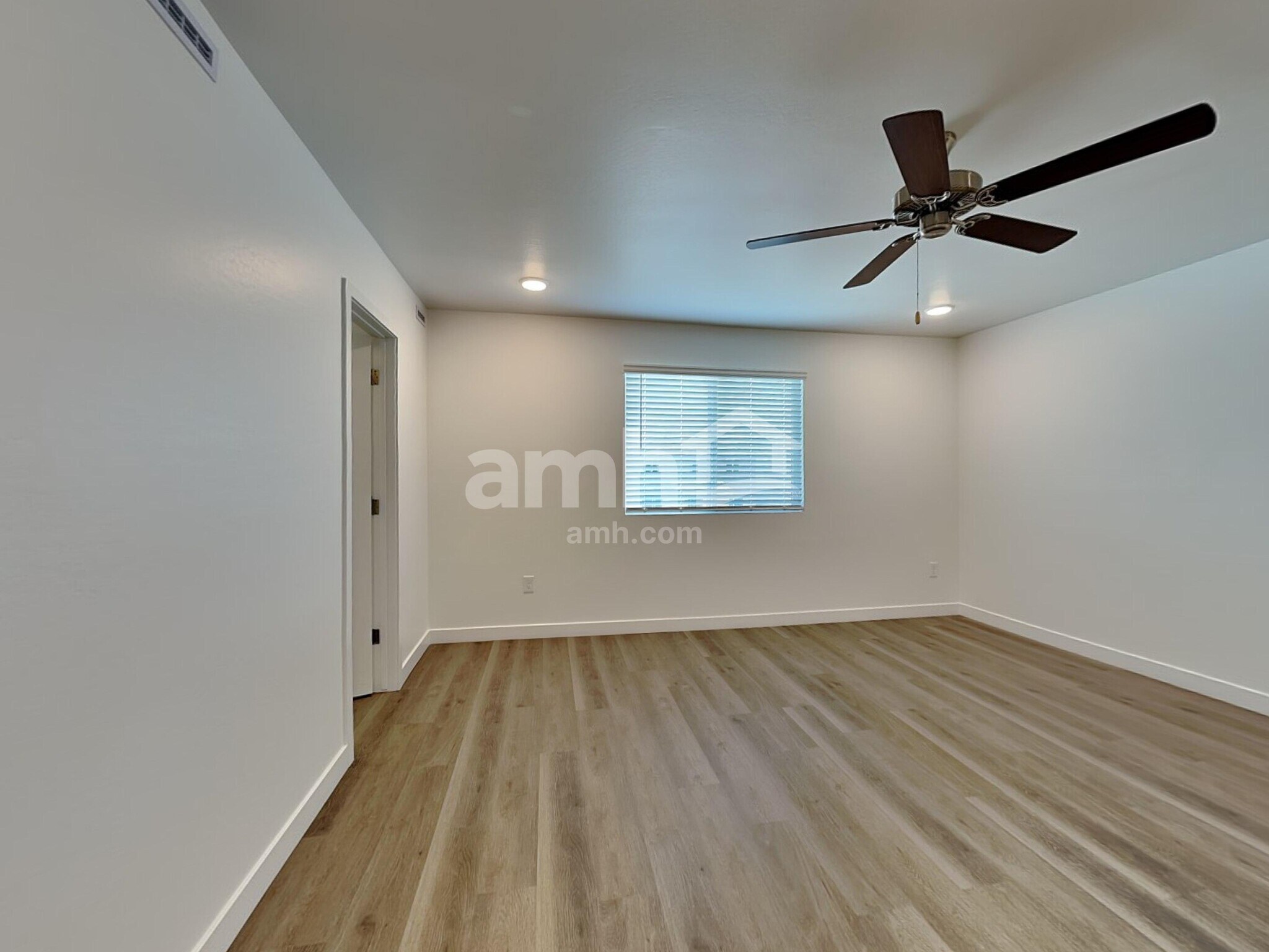 Building Photo - 4531 S 97th Dr