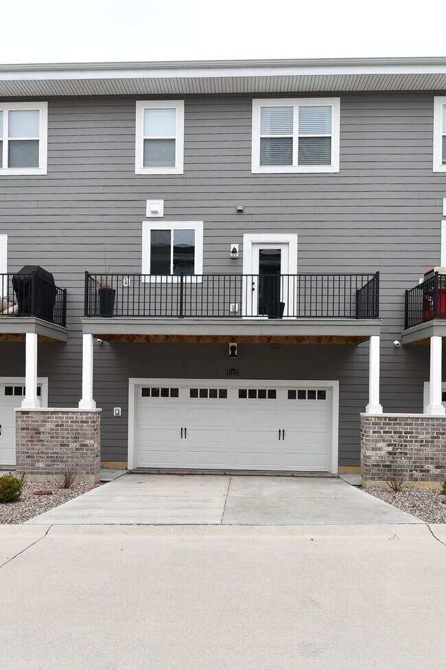 Building Photo - 11217 Talamore Cir