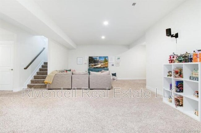 Building Photo - 278 Calhoun Cir