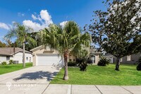 Building Photo - 1906 Leichester St