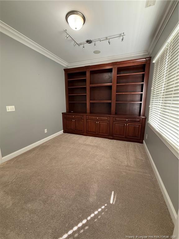 Building Photo - 2661 Lockwood Rd