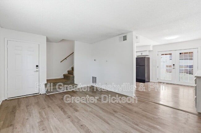 Building Photo - 704 McPherson Dr