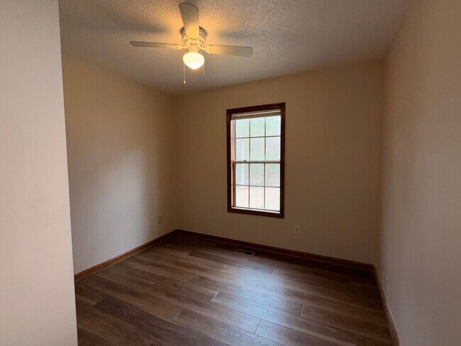 Building Photo - AVAILABLE