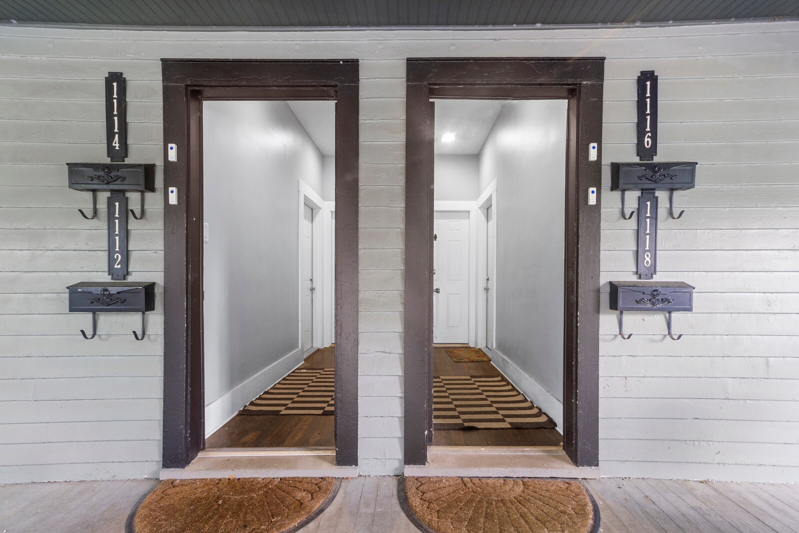 Building Photo - 1112 Clinton St