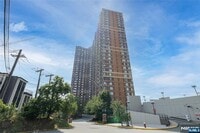 Building Photo - 100 Old Palisade Rd