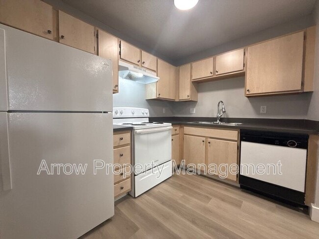 Building Photo - 1116 S 2nd St