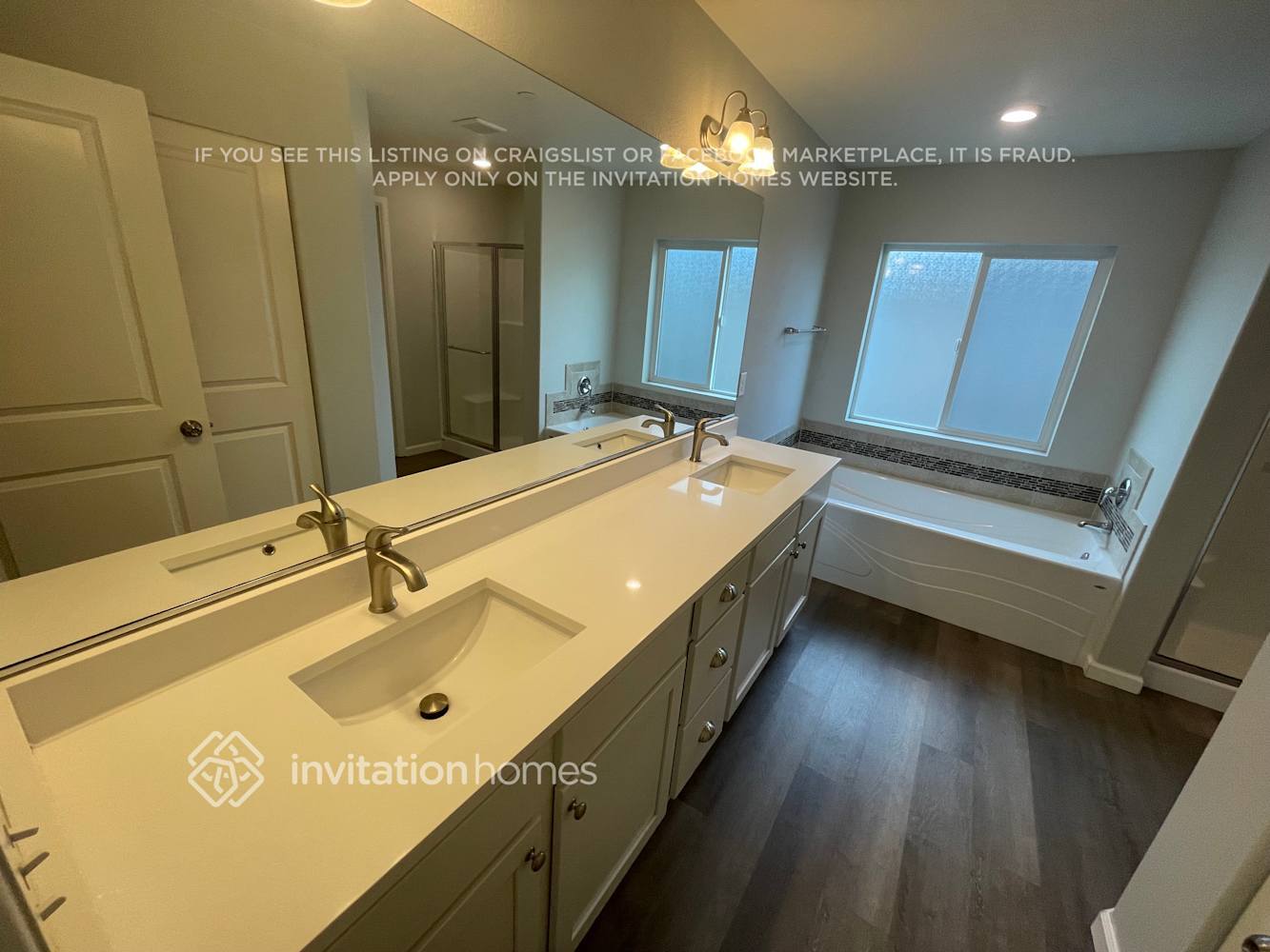 Building Photo - 539 Woodduck Dr SW