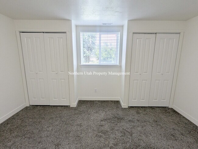 Building Photo - Spacious 3-Bed, 2-Bath Gem in Bountiful