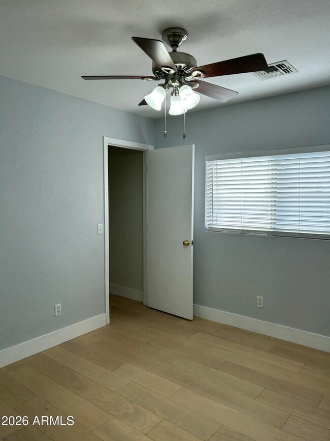 Building Photo - 3216 W Mark Ln