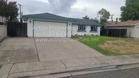 Building Photo - Very Clean 3 Bedroom 1.5 bath, 2 Car Garag...
