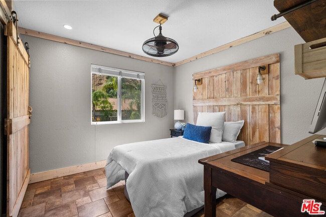 Building Photo - 28123 Gibraltar Ln