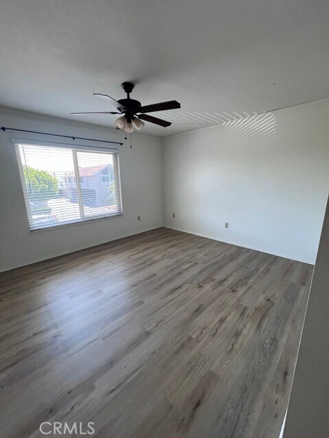 Building Photo - 6711 Sun Dr