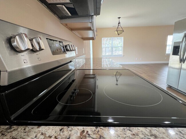 Building Photo - Stunning, Modern 4-Bed / 2.5-Bath Home for Rent – Less Than 20 Minutes to Downtown!