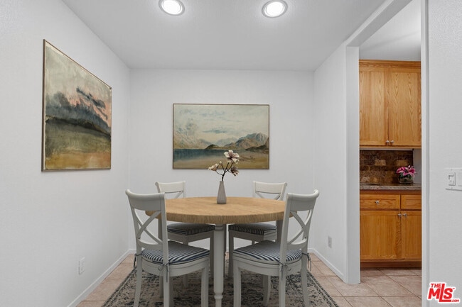 Building Photo - 306 Bora Bora Way