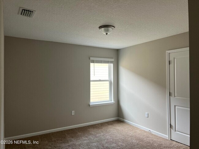 Building Photo - 238 Wineberry Ln