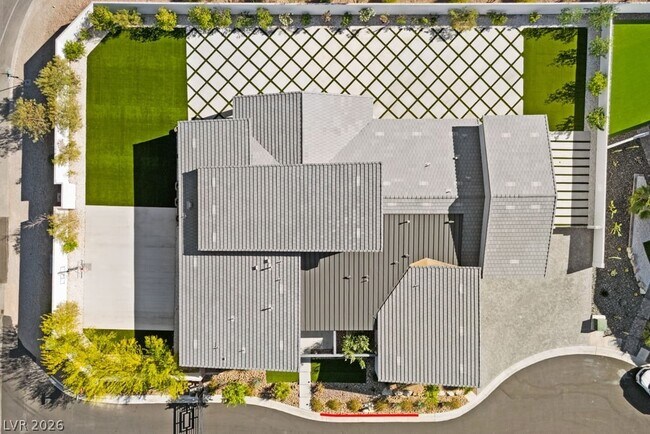 Building Photo - 4315 N Dapple Gray Rd