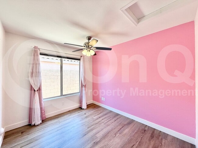 Building Photo - 14917 W Lamoille Dr