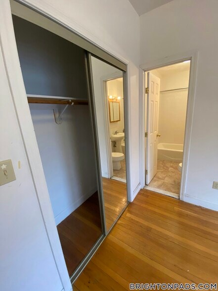 Building Photo - 17 Cummings Rd