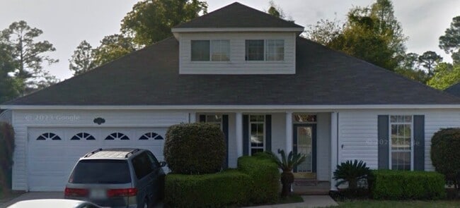 Building Photo - 866 Mande Ct
