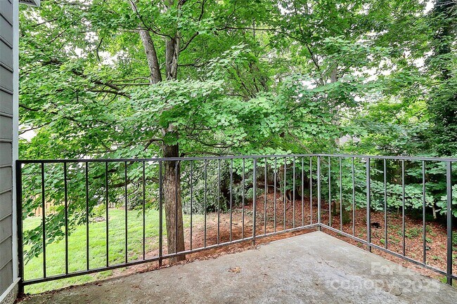 Building Photo - 3240 Heathstead Place