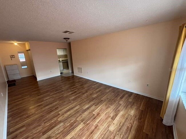 Building Photo - 660 62nd Ave N