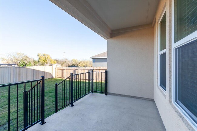 Building Photo - 124 Juniper Springs Rd