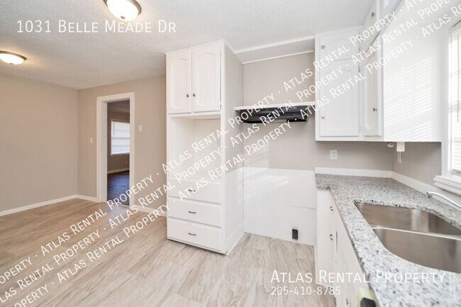 Building Photo - 1031 Belle Meade Dr