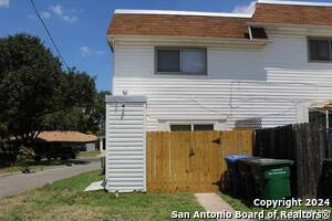 Building Photo - 1022 Fabulous Dr