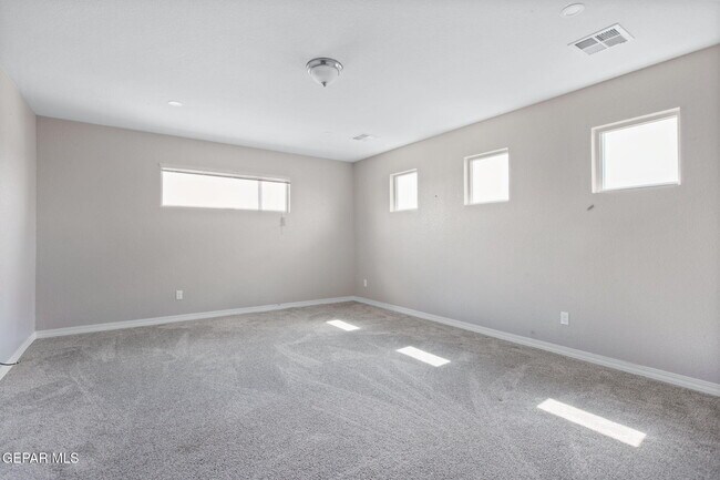 Building Photo - 7129 Long Meadow Dr