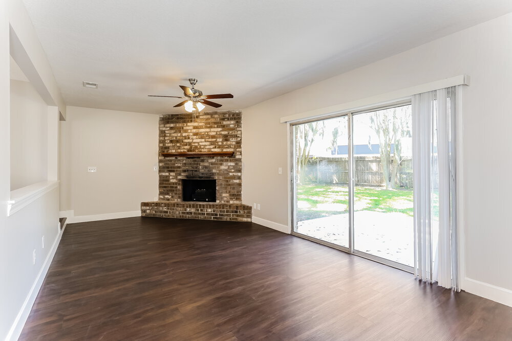 Building Photo - 2633 Grafton Dr