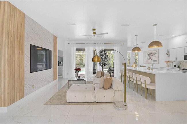 Building Photo - 4146 Westbourne Cir