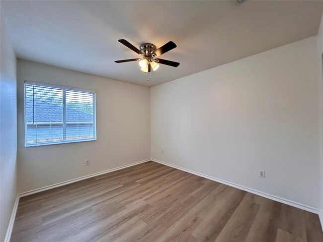 Building Photo - 1016 Catalpa St